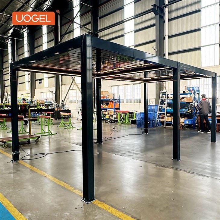 25.10.31-modern backyard pergola-2